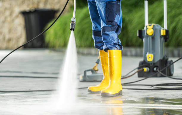 Best Sidewalk Pressure Washing  in Hialeah, FL